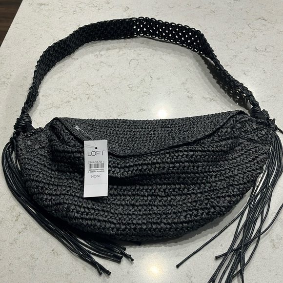 Woven shoulder crescent bag, lined, snap closure, interior pocket - Picture 1 of 5